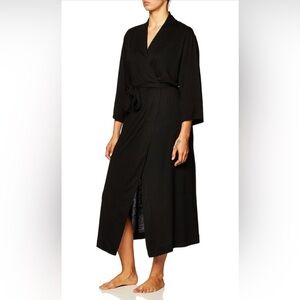 NWT Natori Cassandra black robe size small